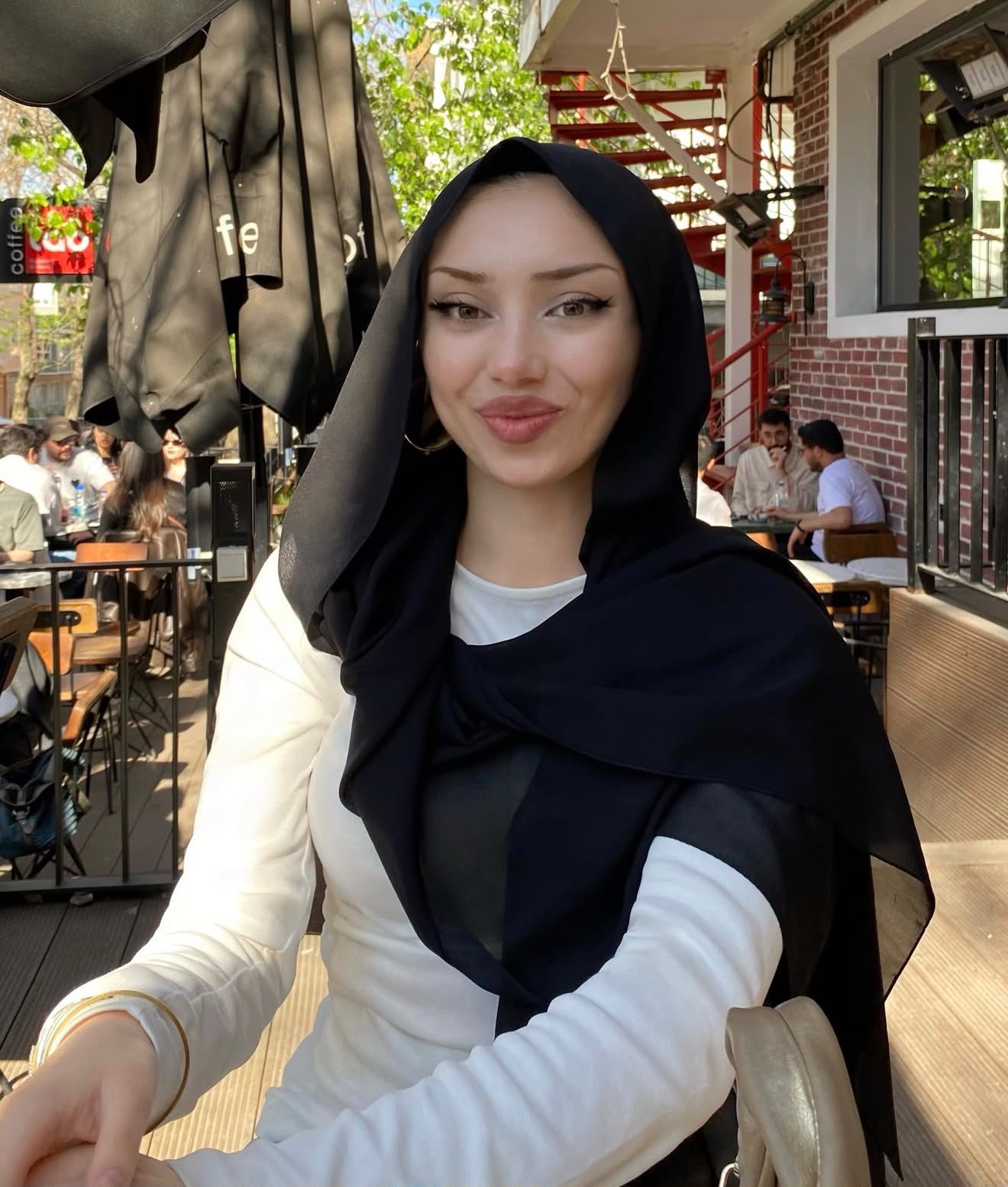 Bulgurlu Ücretsiz Escort Mina
